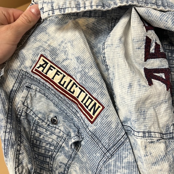 Affliction Button Up (LIMITED EDITION) - Picture 4 of 6